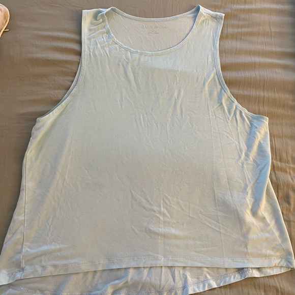 Tavi High-Low Tank - Picture 3 of 6